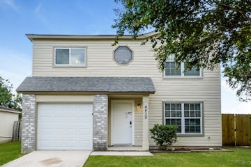 4439 MISTY SPRINGS DR SAN ANTONIO, TX 78244